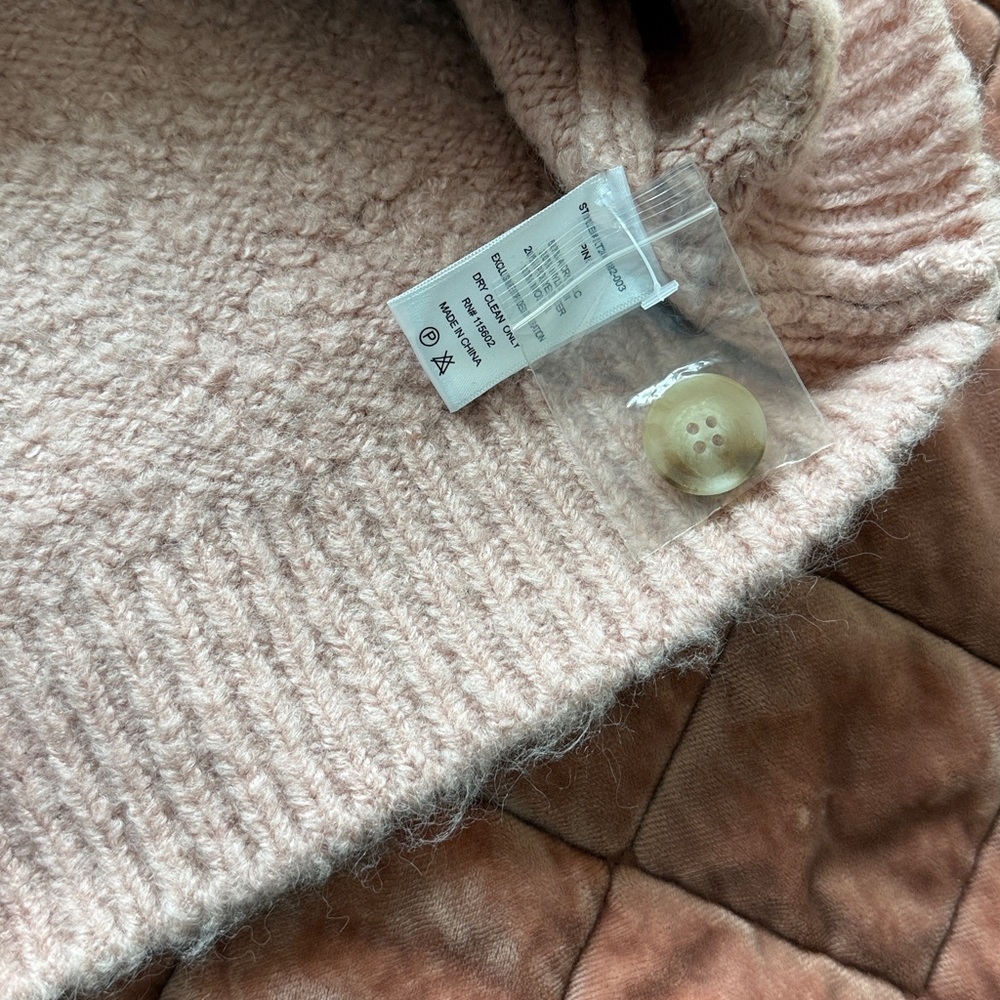 🩷NWT Lush Pastel Pink Pearl-Embellished Cardigan Sweater SM🩷 - Picture 8 of 9